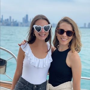 Meet your Posher, Amy